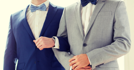 同性愛者ではない男性同士が「結婚」を選んだ切実な理由
