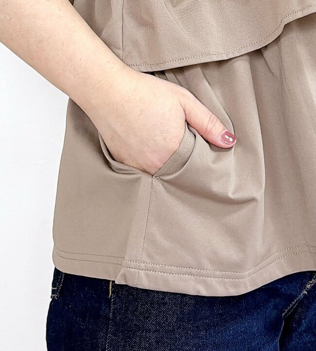 【ワークマン】すぽんと着るだけで可愛い…！1500円の「ふんわりトップス」体型カバーできるし、UVカット付きで天才だよ！《購入レビュー》