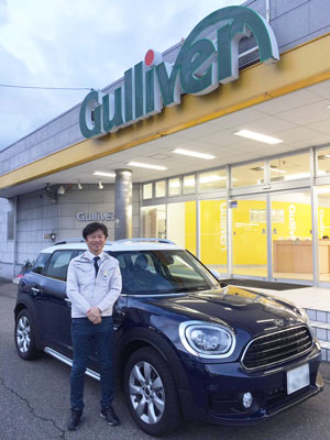 2018年10月末、ガリバー8号福井板垣店でのミニクロスオーバーと初対面