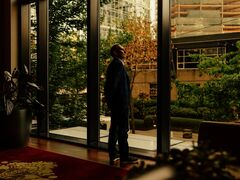 アマゾンCEO交代、ベゾス氏の巧みな後継者計画