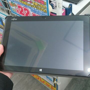 2020円は安すぎ！ 訳ありジャンクの高性能「ARROWS Tab」が入荷