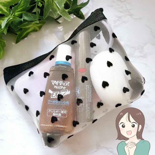カードが50枚も入った！セリアの“大人かわいいポーチ”110円とは思えないオシャレさ！「2つ買っちゃった」「可愛いし優秀」《購入レビュー》