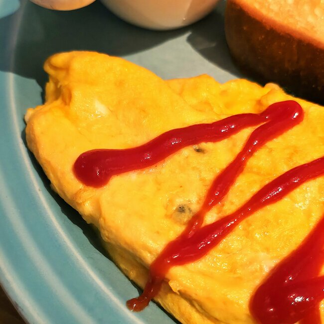 「今まで食べた中で一番うまい！」むさしの森珈琲の“贅沢モーニング”ふわふわオムレツが絶品すぎる！「ホテルのやつみたい」「朝から幸せだよ！」