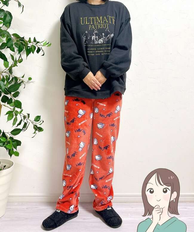 シュールすぎて笑った！しまむら×ハローキティの「履くホカロン」ふんわり暖かくて、ずっと着ていたい！