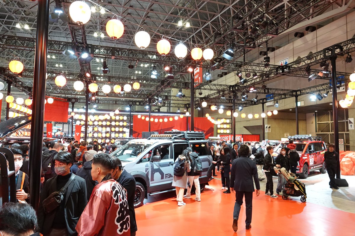 東京オートサロン2026の三菱ブース
