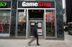 ゲームストップ急騰巡り召喚状、「株価操作」焦点