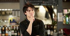 「レストランを営んでいます。値上げを検討しているのですが、どうすればお客様の満足度を下げずにすむでしょうか？」→AIが教えてくれた“意外な解決策”とは？