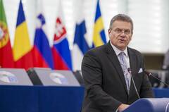 EU、米政権と貿易巡り大枠合意目指す　数日・数週以内
