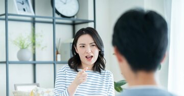 実は周りから「距離を置かれている人」が使う言葉・ワースト1