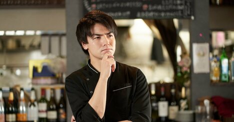 「レストランを営んでいます。値上げを検討しているのですが、どうすればお客様の満足度を下げずにすむでしょうか？」→AIが教えてくれた“意外な解決策”とは？
