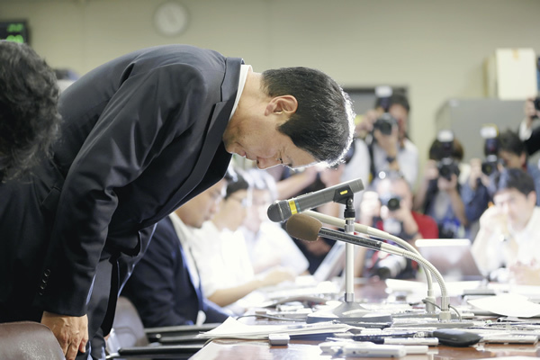 みずほ銀・最悪のリスク対応、広報対応 <br />その稚拙さは歴史に残る<br />――作家・江上剛