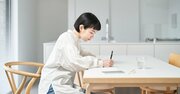 日記を「感情に任せて書く人」「冷静に書く人」メンタルに表れる差とは？