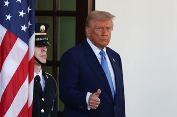 トランプ氏、「プーチン氏と経済開発を協議中」