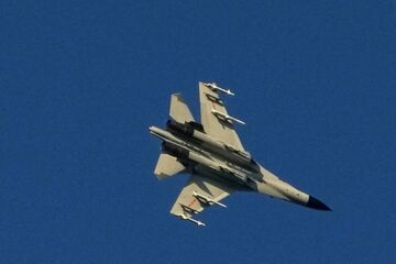 中国、台湾威嚇で誇示した海空軍事力の中身