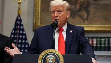 トランプ氏、相互関税90日間停止　対中関税は125％に強化