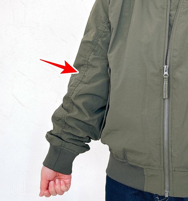 サッと羽織るだけで可愛い！ワークマンの“古着みたいなアウター”ポケットいっぱいでありがたい！「すべてが期待以上」「細身シルエットで素敵です」