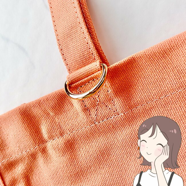 「可愛くていっぱい入る」「小物が迷子になりにくい」ハニーズの“ポケットいっぱいバッグ”収納力がスゴすぎる!「日傘やペットボトルが固定できるので良い」