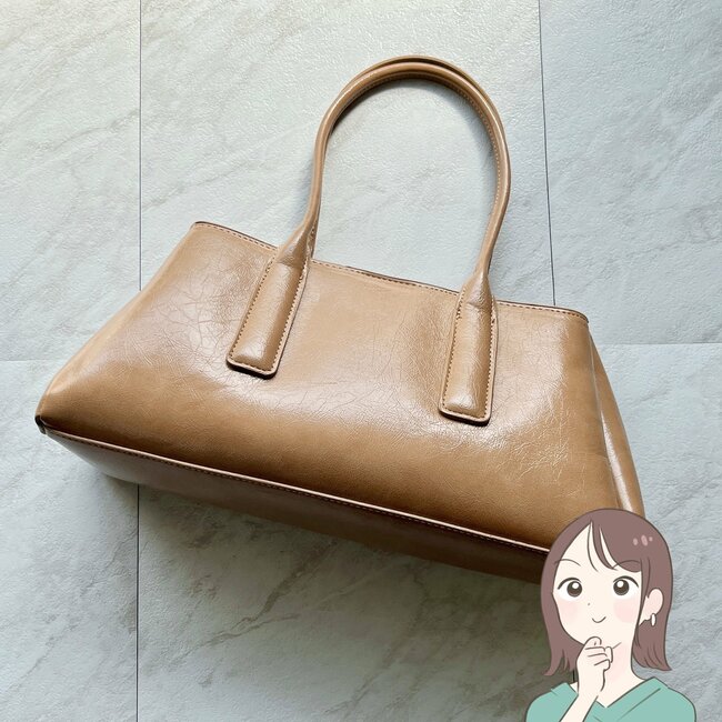 《ZARAセール品》コンパクトなのに収納力すごっ!6590円→3950円の「高見えバッグ」ペットボトルや長財布が入るから使いやすい!