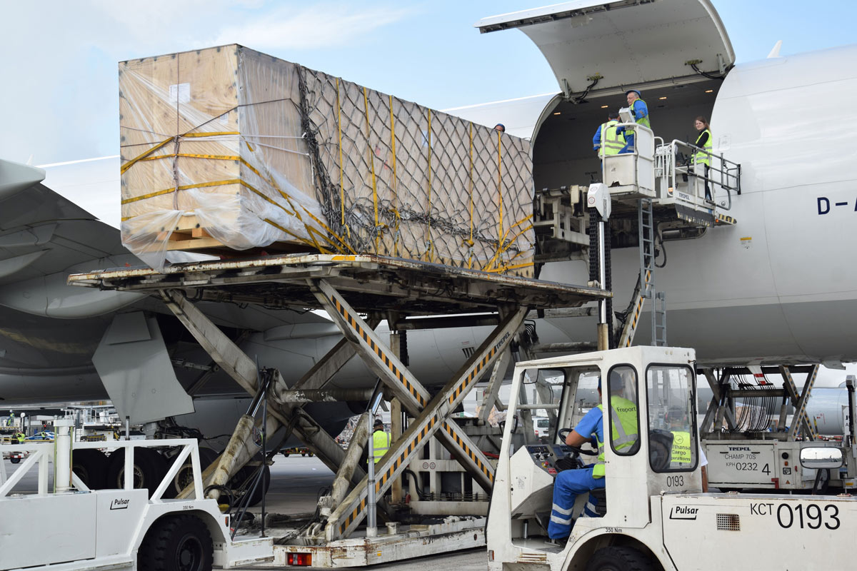 成田空港の輸出額が過去最高を記録したワケ、航空貨物で起きている「異変」とは?