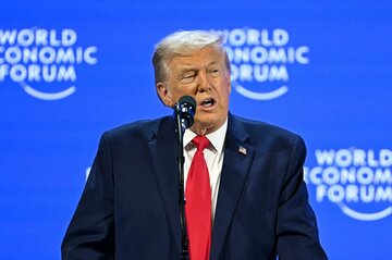 トランプ氏、米国経済を自賛　ダボス演説