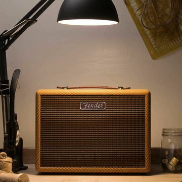 50年代ツィードアンプ風の外観が素敵、フェンダーのMONTEREY TWEED