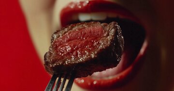【医師が教える】認知症になりやすくなる「意外な食べ物」・ワースト1