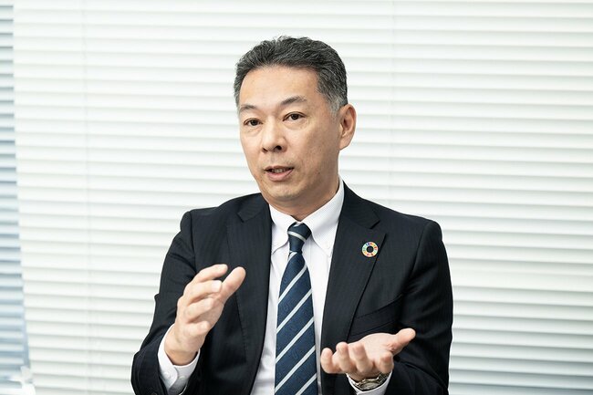 深い業務理解と豊富な開発の知見を基に、保険・共済、年金、ヘルスケア領域のDXを支援