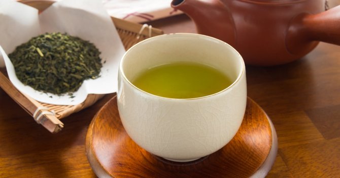 緑茶でストレスによる脳萎縮を避ける