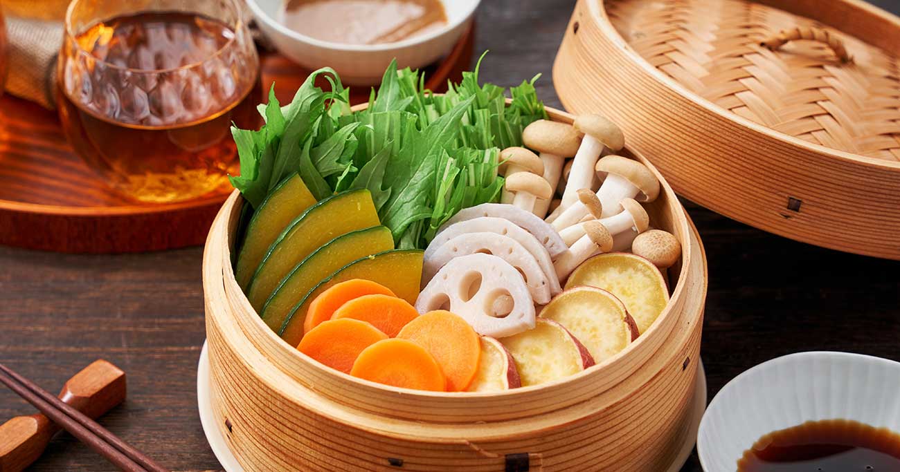 せいろで蒸した料理、土鍋で炊いた米。それは本当に「丁寧な暮らし」なのか
