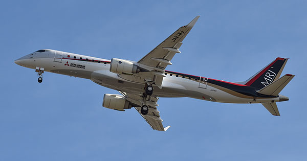 開発が遅れる国産初のジェット旅客機「三菱リージョナルジェット(MRJ)」