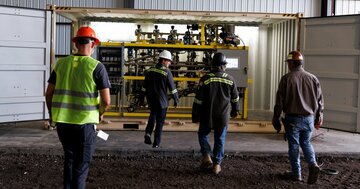 米軍ドローンの爆薬不足、新興企業が生産に名乗り