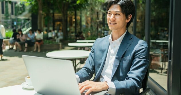 「AIの回答ってありきたりですよね。頭を使う活動は人間にしかできないと思います」。AIは本当に創造的な思考ができないのか？