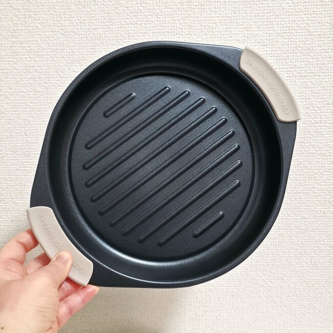 【ニトリ】もうガスコンロいらないじゃん…！1つ7役の“天才キッチングッズ”電子レンジで魚がこんがり焼けて感動！《購入レビュー》