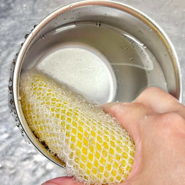 「かわいくて一目惚れ」スターバックスの“きらきら輝くマグカップ”使うたびに幸福感で満たされる~!「たっぷりサイズで形も素敵!」「マグカップだけど飾っておきたい」