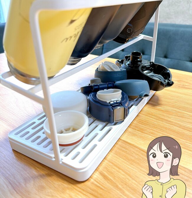 「しっかり乾かせるから本当に便利!」山崎実業の“ボトルスタンド”オシャレで使いやすいと評判!「弁当箱のでけえやつもいける」「スッキリととのった」《購入レビュー》