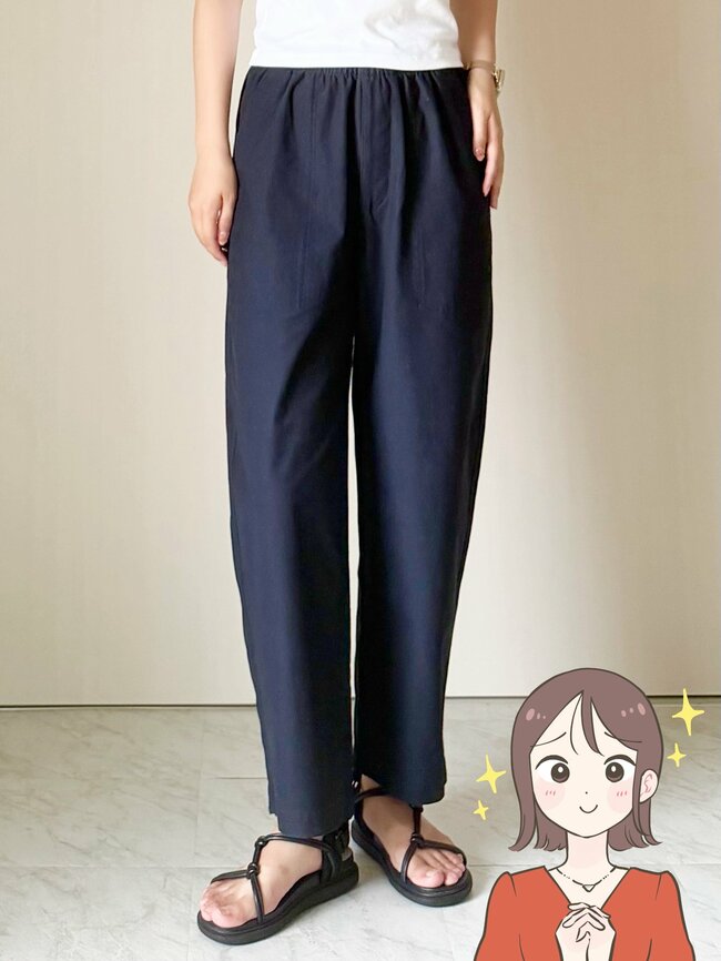 「試着して即決でした」ユニクロの“楽ちんワイドパンツ”毎日はきたくなるほど快適!「脚の形を拾わないので安心」「部屋着でもお出かけでも使える」《購入レビュー》