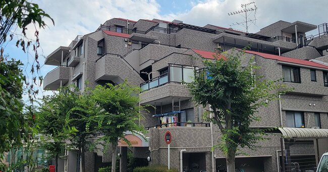 明幸が本店として登記している東京・板橋区のマンション