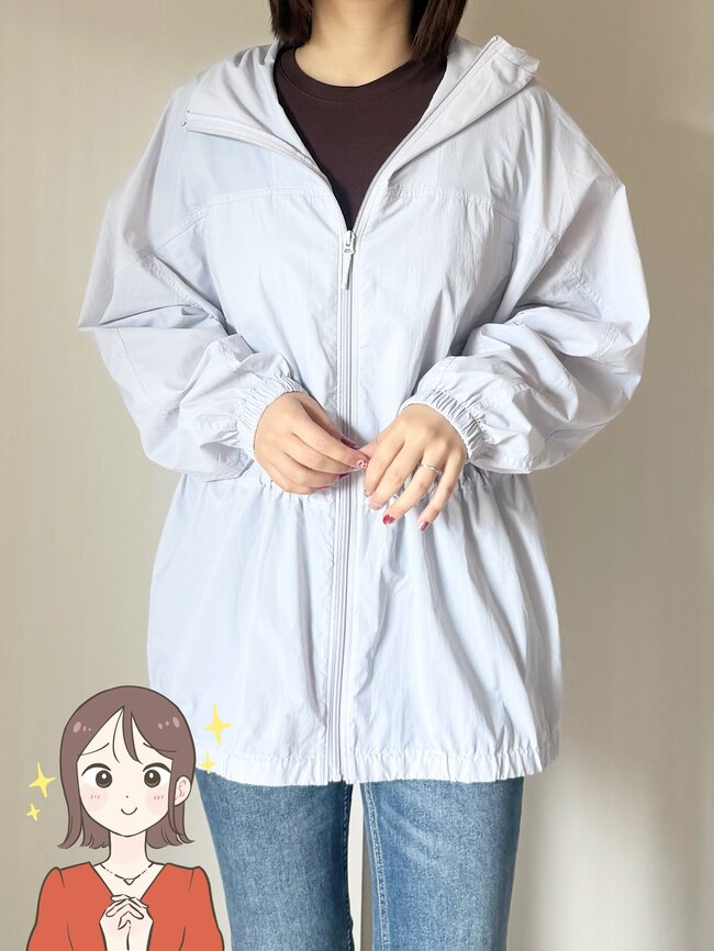体型カバーしながら日焼け対策できちゃう!ユニクロの“おしりまで隠せるパーカー”通気性バツグンで涼しい!「断然きれいめに着られます」「薄くて軽く持ち歩きに便利そう」