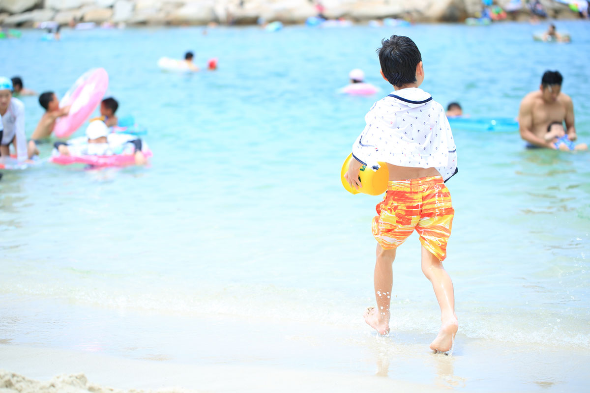 夏休みの海水浴は安全に楽しみたい