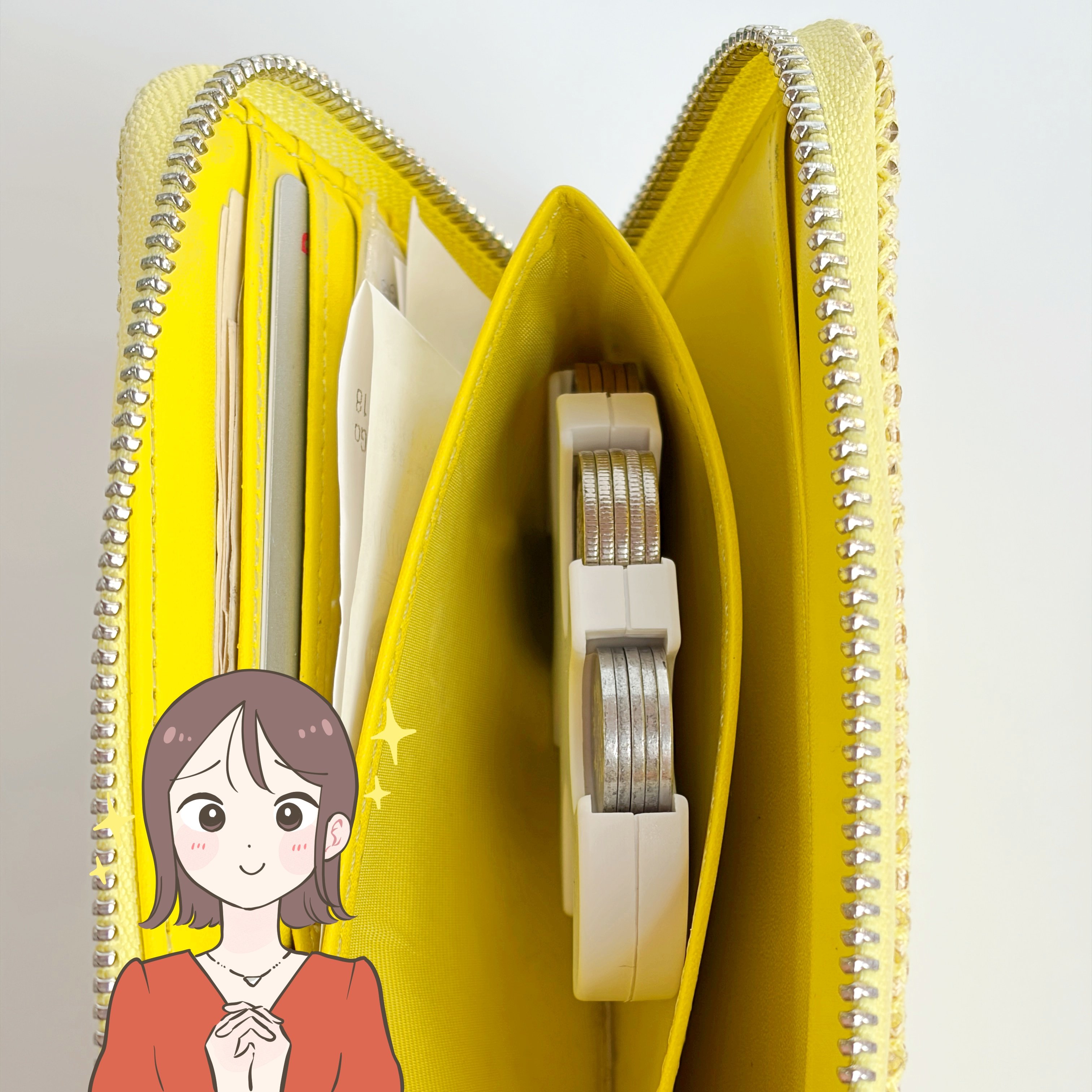 「すぐに小銭が出せる」「お財布がスッキリ」セリアで見つけた”天才コインホルダー”便利すぎて感動した！「コンパクトで使い勝手いい～」