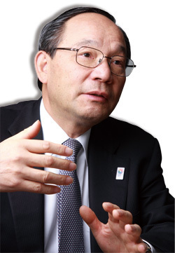 ジャパンディスプレイ社長 大塚周一売上高1兆円と上場に向けて大型 高精細化の 風 に乗る 短答直入 ダイヤモンド オンライン