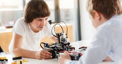 そりゃ世界が欲しがるわ…日本の「使えないロボット」に込められた“深い意味”