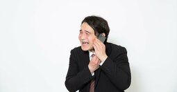 仕事ができない人は、すぐ「すみません」と言う。仕事ができる人は何と言う？