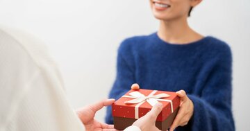 「バレンタイン、どうだった?」と聞く人は嫌われる。では、頭のいい人は何と聞いている?