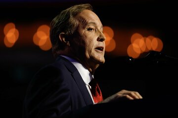 テキサス州の連邦上院選、トランプ氏支持候補に逆風 ドバイで遊興