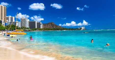 「富裕層」と「超富裕層」、〈GWの過ごし方〉に表れる決定的な違い