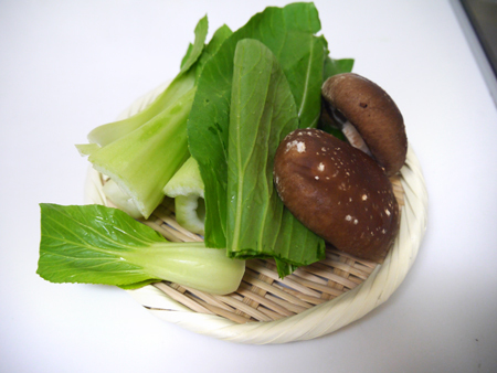 疲れたビジネスパーソンのスタミナ増強!<br />激うま薬膳小鍋「中華風にんにくすき焼き」