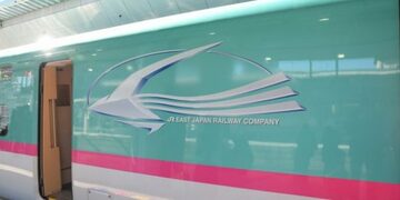 新幹線に安く乗る方法は「コンシェルジュ」に聞け！土日に利用できる「週末パス」なら、東北新幹線での「東京⇔仙台」の料金が3150円も安くなってお得！
