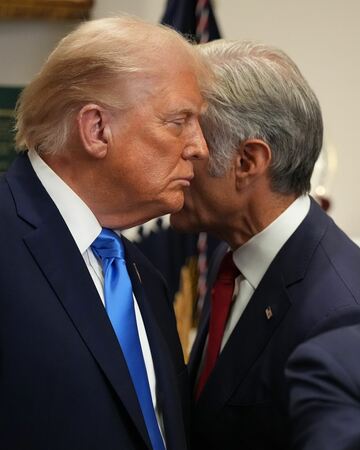 米厚生長官が「タイレノール」攻撃を決めた舞台裏