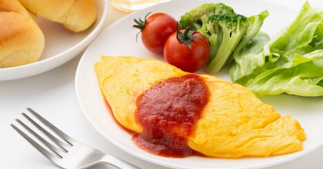 知ったら怖くてもう食べられない！朝食で何気なく口にしている「目に悪い食べ物」とは？【専門医が解説】
